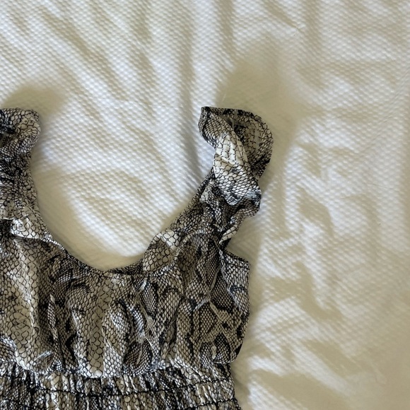 Le Lis Ruffled Smocked Snake Print Blouse - Picture 2 of 6